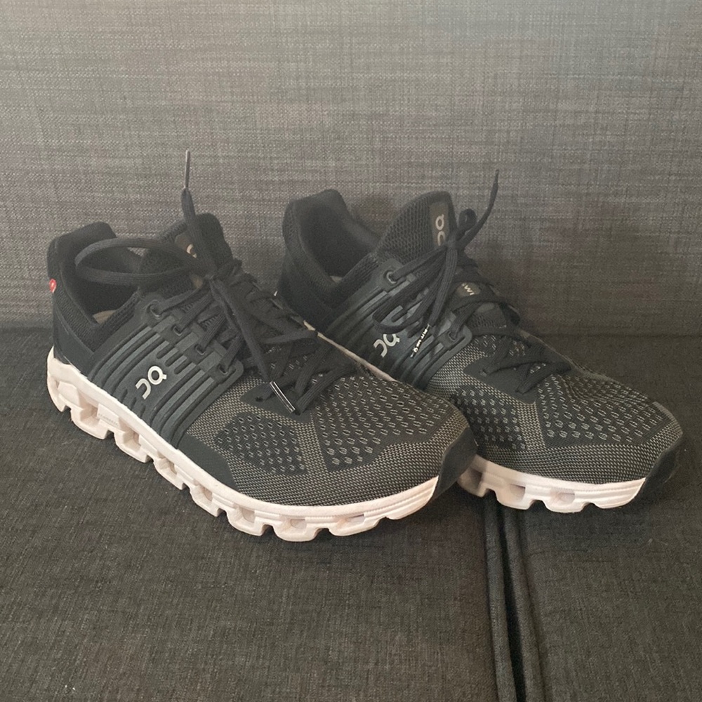 COPY - On Running, Cloudswift Shoes
